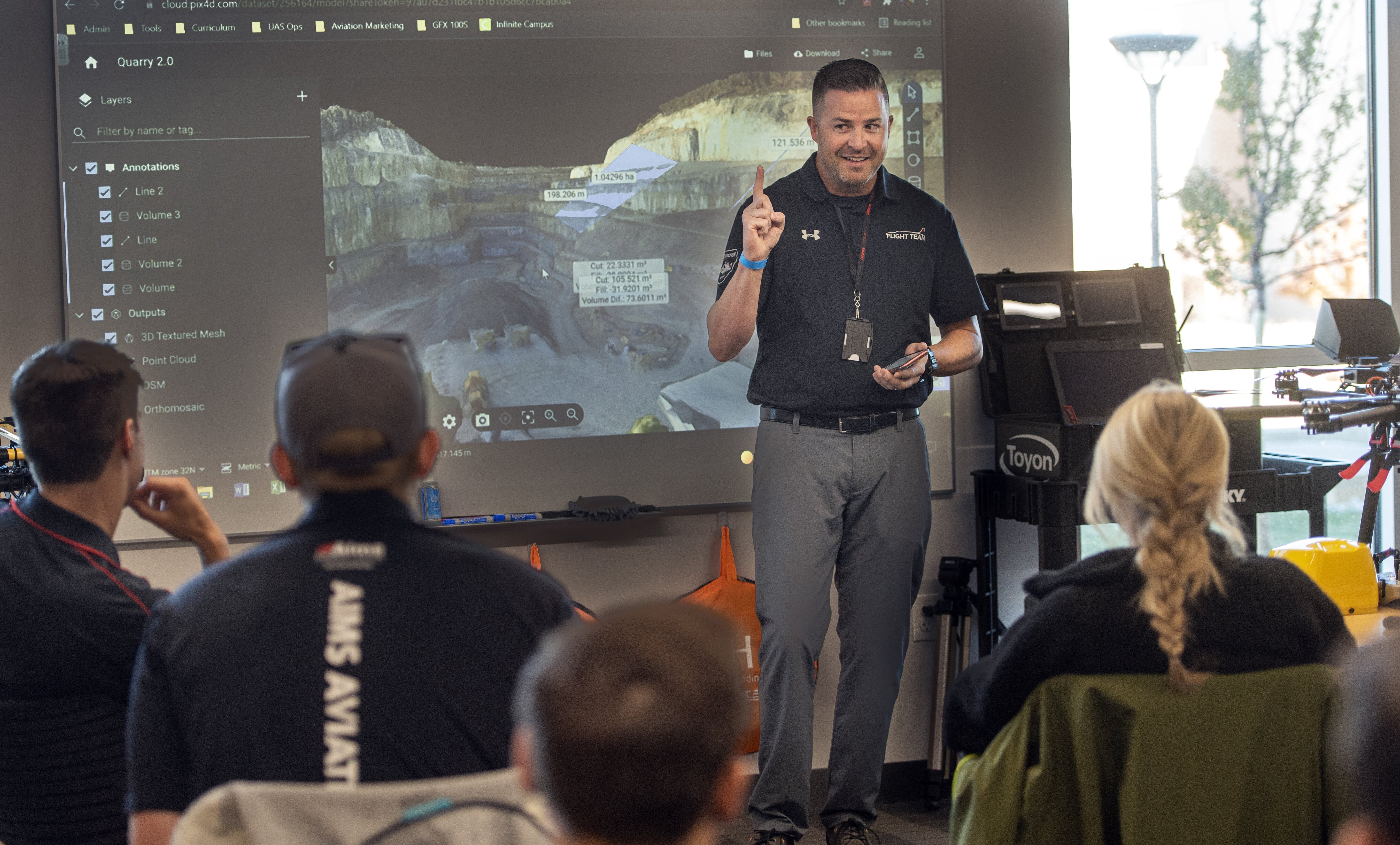 Instructor teaching about UAS mapping