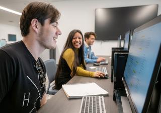 Aims Community College students at computers