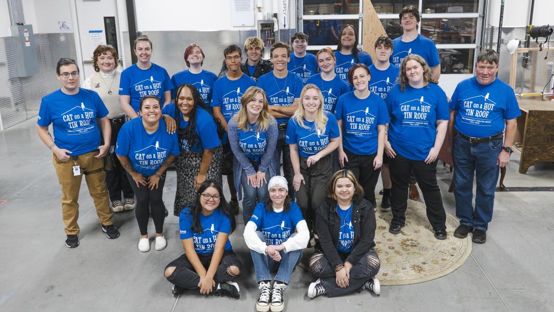 Group of cast and crew of Cat on a Hot Tin Roof