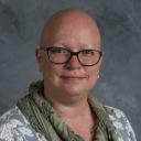 Stephanie Newton headshot