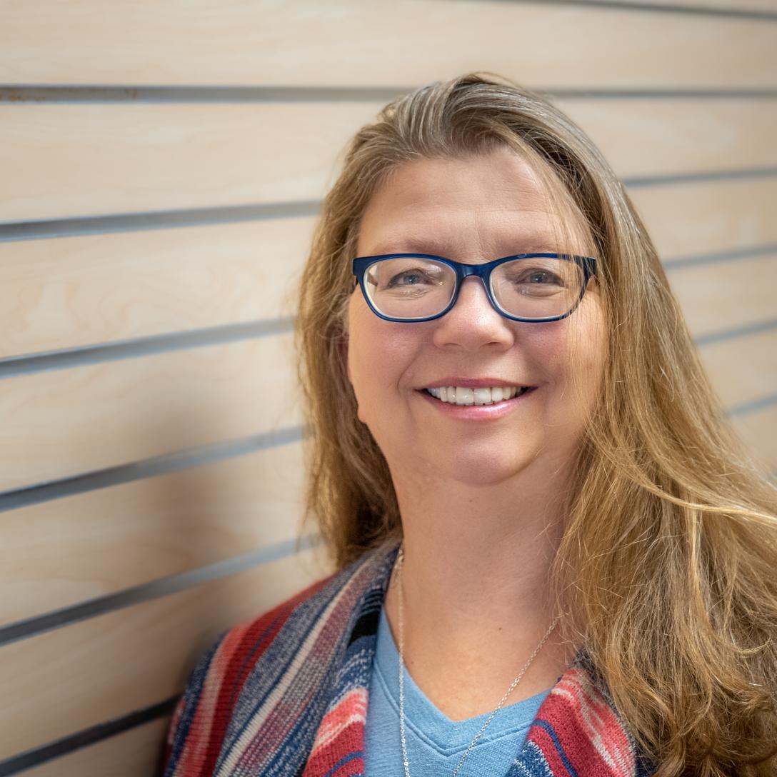 Kara Roberts headshot