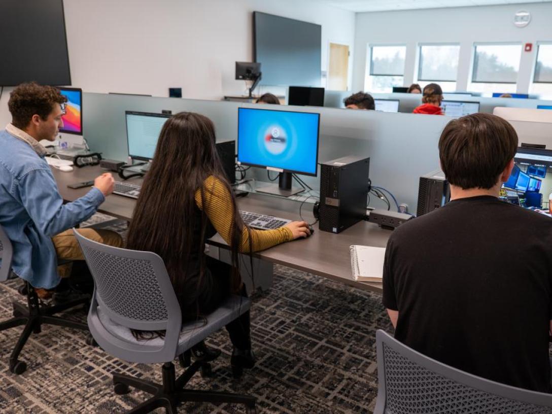 Students using the computer lab at the Greeley campus