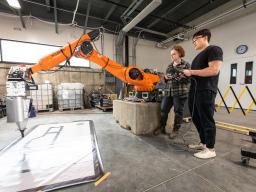 people using 3D printing robot